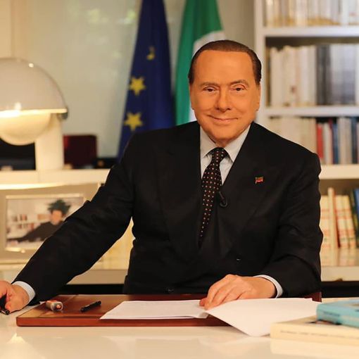 Berlusconi: cittadinanza onoraria a Lesa insieme a Monti e Segre