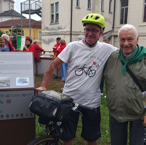 Inaugurati i primi totem per ricordare la strage di ebrei sul Lago Maggiore