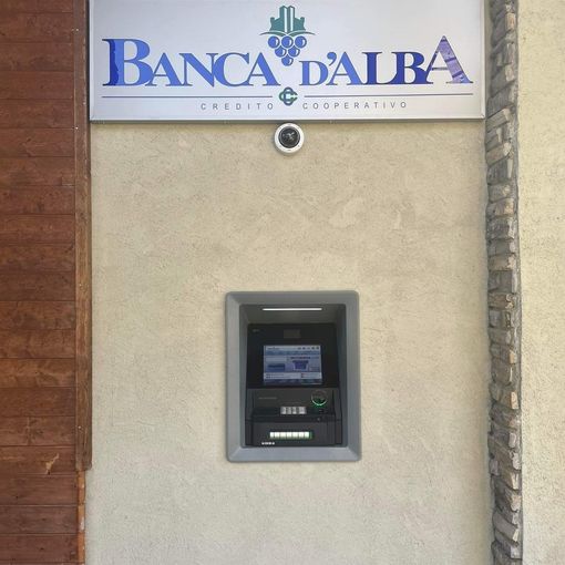 Dopo un anno torna il bancomat a Pettenasco