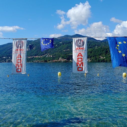 A Pettenasco più di 200 alla nuotata benefica dell'Admo