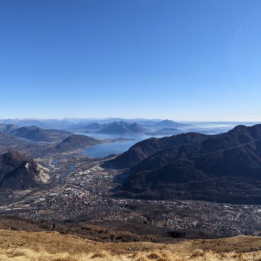 Escursione tra gli alpeggi ai piedi del Monte Massone