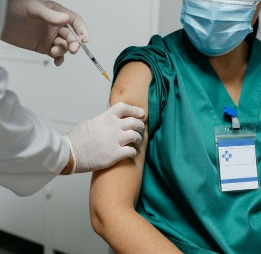 Terze dosi vaccino, Piemonte migliore regione italiana