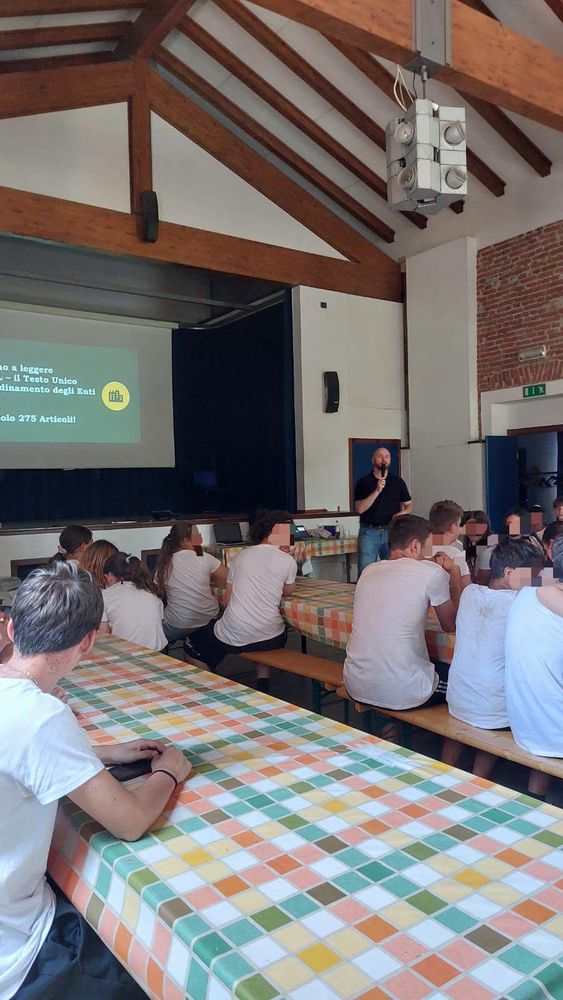 Varallo Pombia, il sindaco incontra i ragazzi del Grest Varallo Pombia, il sindaco incontra i ragazzi del Grest