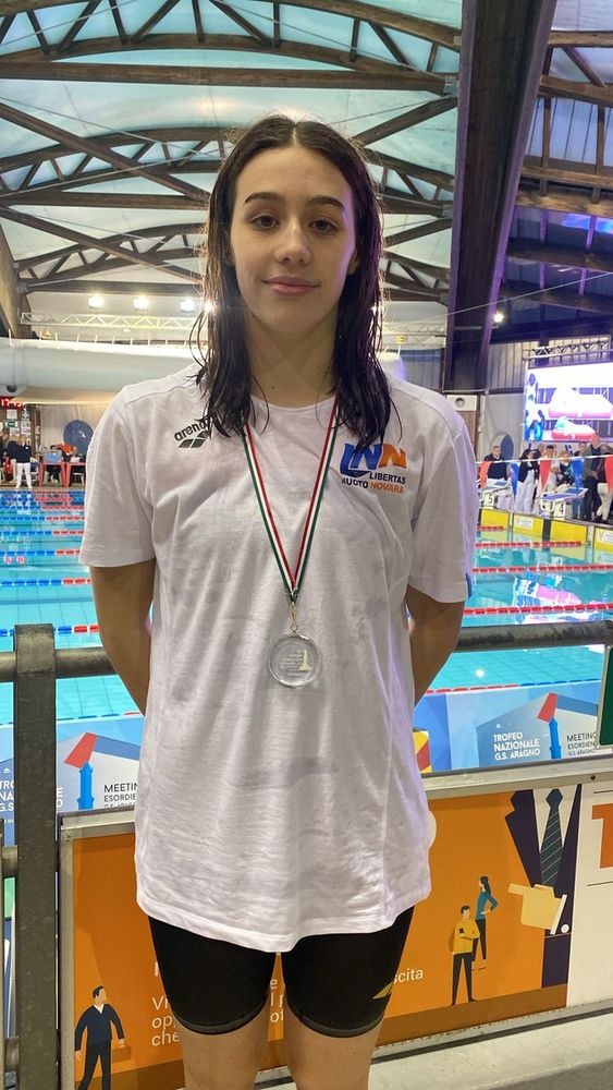 Libertas Nuoto Novara da sballo: 22 medaglie al meeting nazionale “gs Aragno” di Genova Libertas Nuoto Novara da sballo: 22 medaglie al meeting nazionale “gs Aragno” di Genova