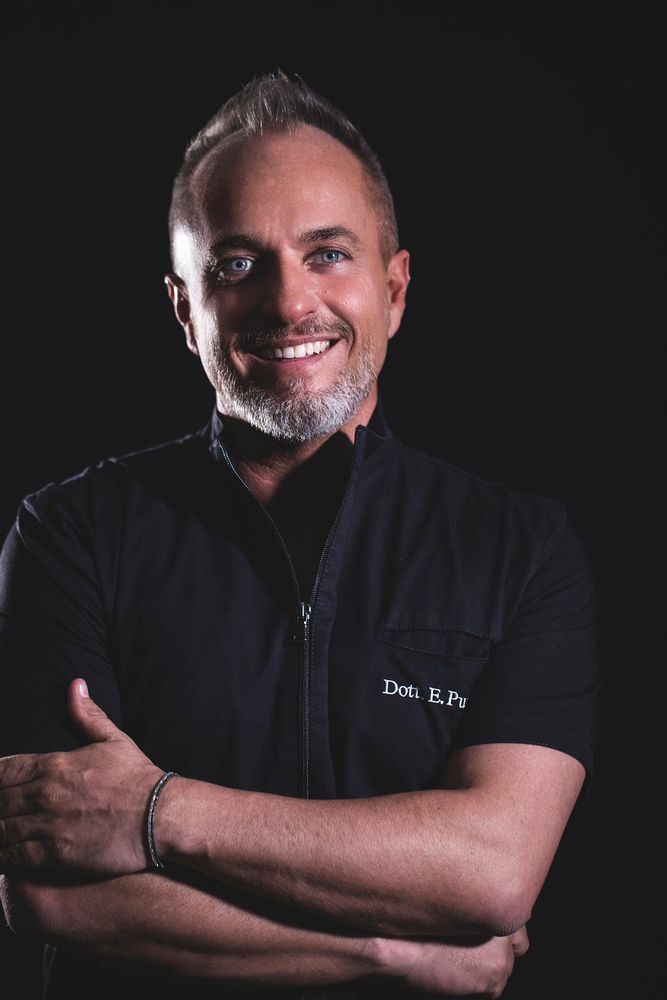 Torniamo a sorridere senza mascherina:  i consigli del Dottor Puzzilli per un sorriso brillante  con lo sbiancamento professionale