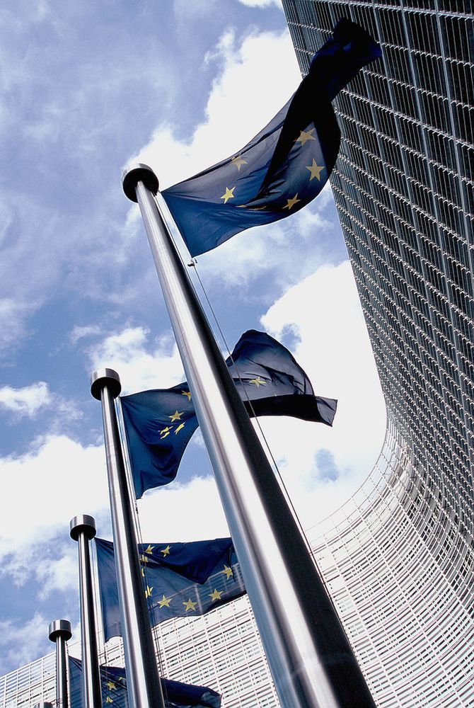 Un'Europa sociale forte per transizioni giuste: prime riflessioni della Commissione