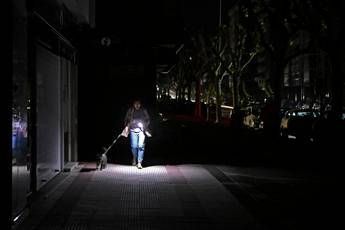 Blackout in Spagna, torna l'elettricità: ripristinata al 99%
