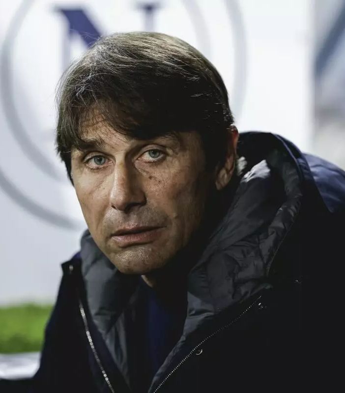 Conte “Napoli deve continuare a sognare, noi già straordinari”