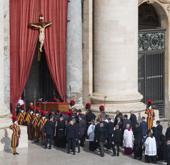 Il giorno dell’addio a Papa Francesco