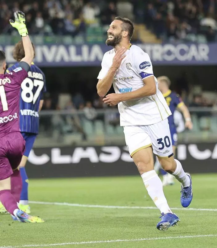 Colpo salvezza Cagliari, battuto 2-0 il Verona al “Bentegodi”