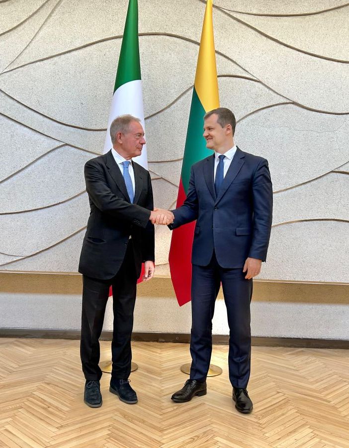 Italia-Lituania, Urso “Intesa su riforme della politica industriale Ue”