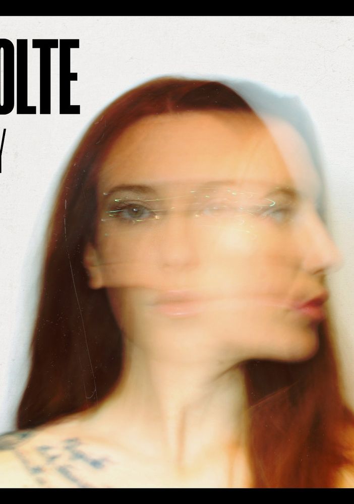 La cantautrice borgomanerese Ary presenta il suo primo singolo &quot;Volte&quot;