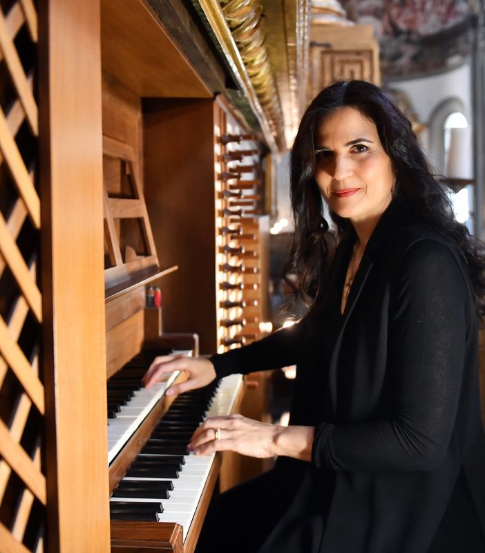 Giovanna Emanuela Fornari all’organo Mascioni della basilica di San Gaudenzio