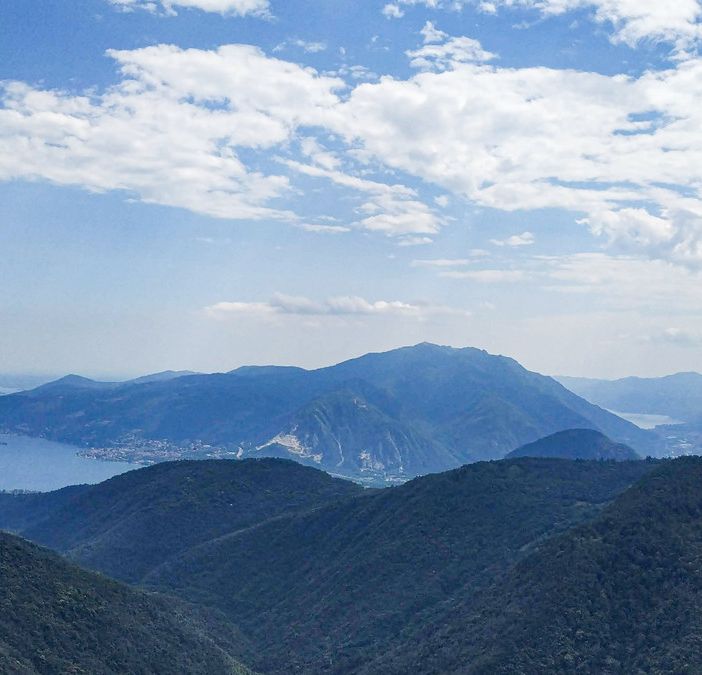 Alla scoperta di una valle antichissima: dalla strada Sutermeister alle coppelle dell'Alpe Prà