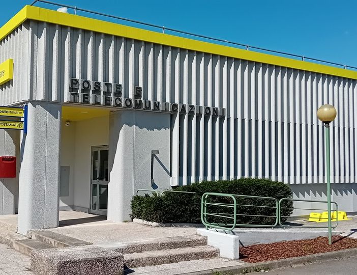 Riapre l’ufficio postale di Romagnano Sesia: nuovi servizi e spazi rinnovati