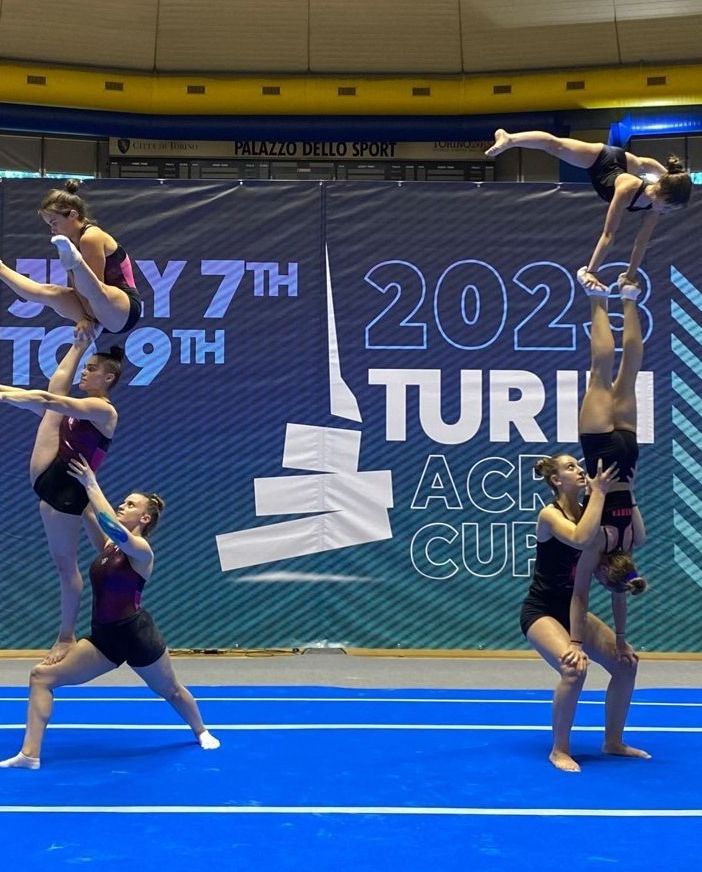 FUNtastic Gym domina alla Turin Acro Cup con medaglie d'oro e bronzo