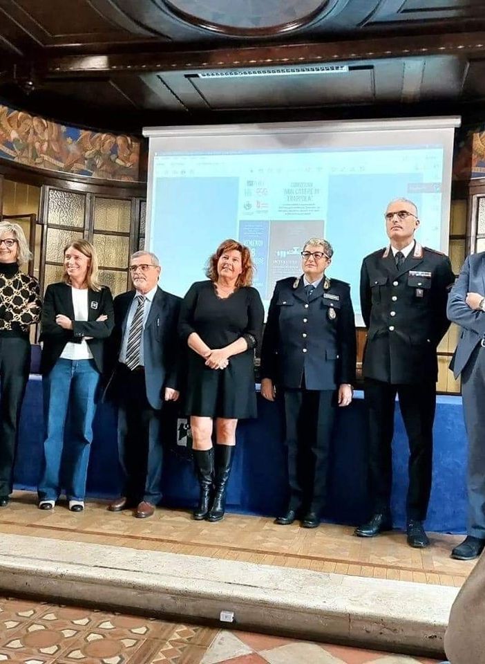 ‘Non cadere in trappola’, ad Arona si è parlato di santoni e sette