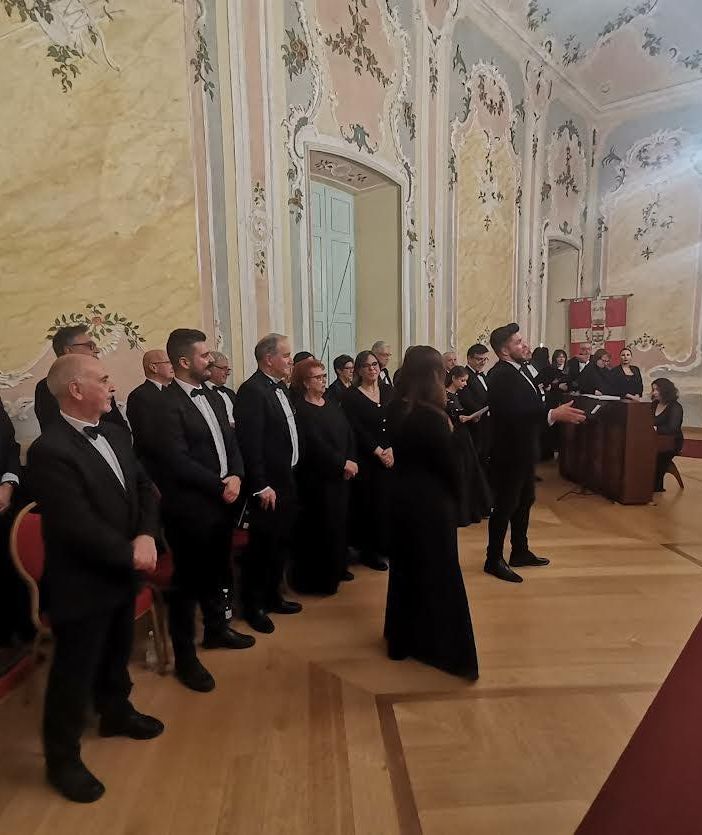 Successo del concerto organizzato dall’associazione “Amadeus Kammerchor” a Villa Cicogna