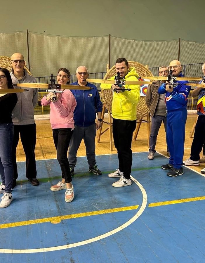 Corsi gratuiti di tiro con la balestra a Novara con l'olimpionico Alessandro Rivolta