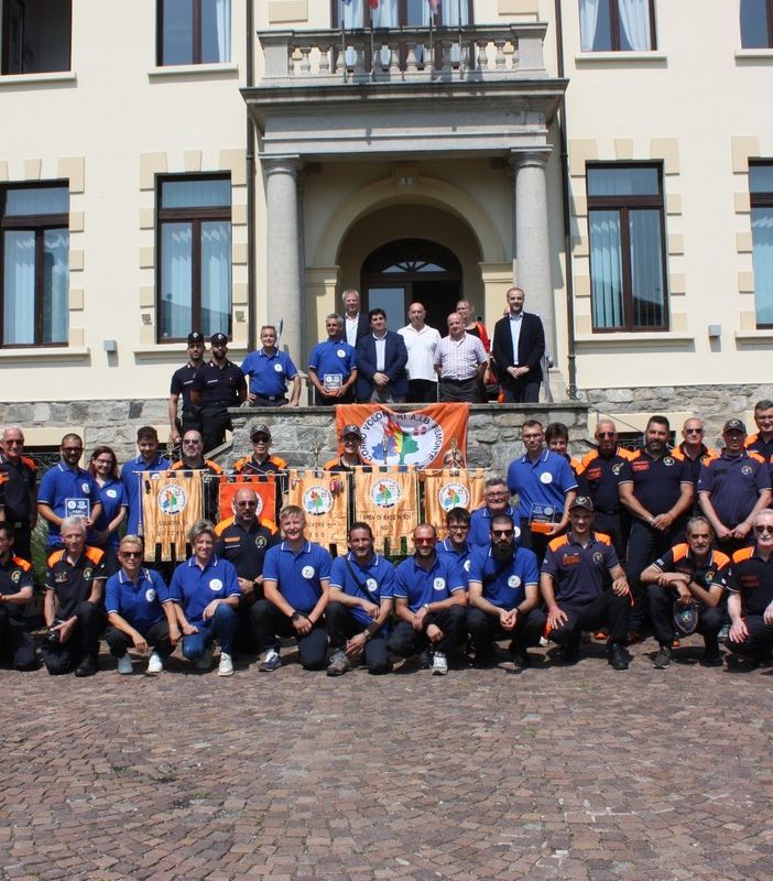 Foto da Facebook: Squadra AIB e PC Nebbiuno ODV
