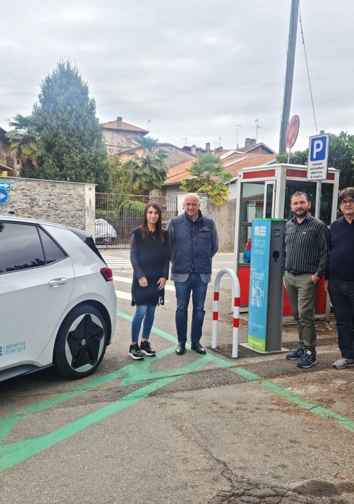 Inaugurata a Gozzano una stazione di ricarica per veicoli elettrici