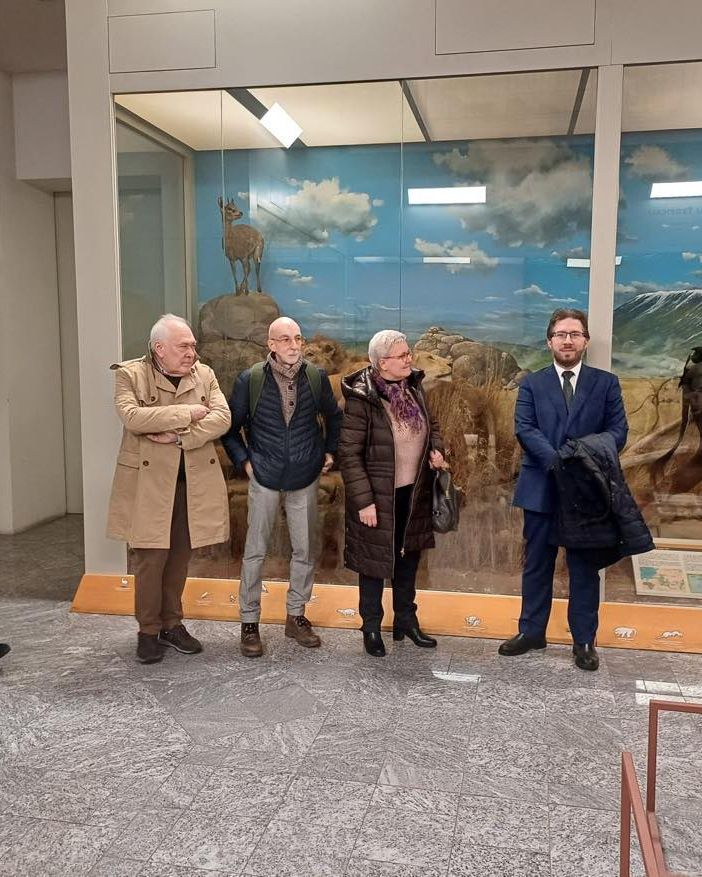 Andrea Crivelli inaugura la mostra &quot;Tutta un'altra storia&quot; al Museo Faraggiana di Novara