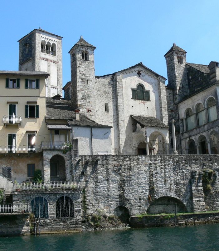 Disposizioni per le visite alla Basilica di San Giulio di Orta San Giulio