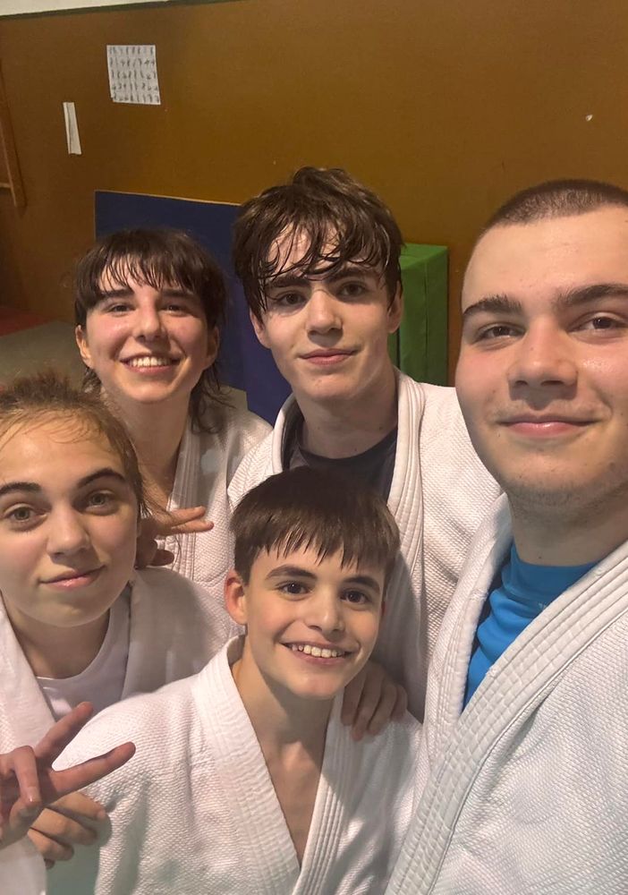 Centro judo Novara brilla a Leinì: quattro medaglie e un pass per la finale nazionale