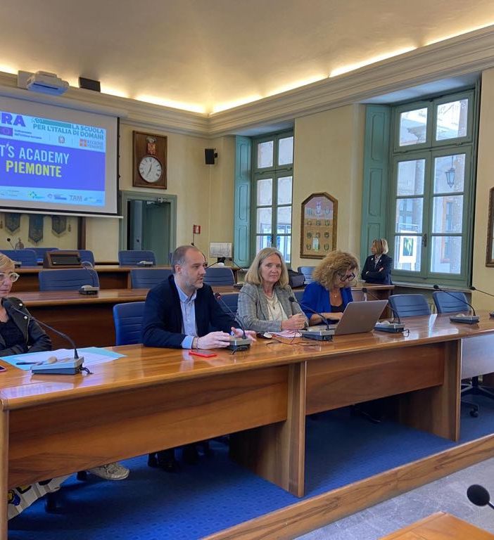Binatti incontra i dirigenti scolastici: focus sugli Istituti tecnologici Superiori come opportunità concreta per i giovani