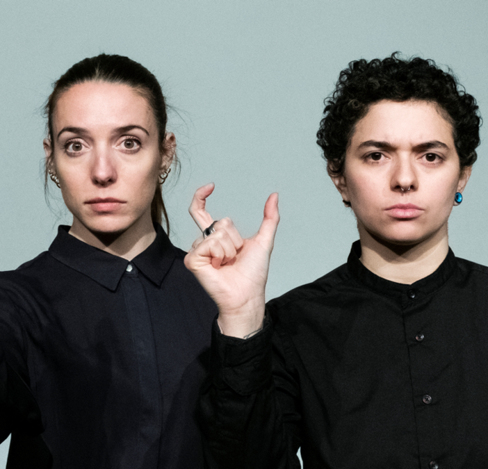 Je vous aime: Una Riflessione sulla Discriminazione e la Comunicazione Senza Barriere al Teatro Piccolo Coccia di Novara