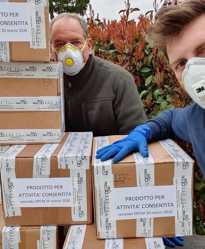 Da Novara 6mila porzioni di riso donate all'ospedale da campo di Bergamo
