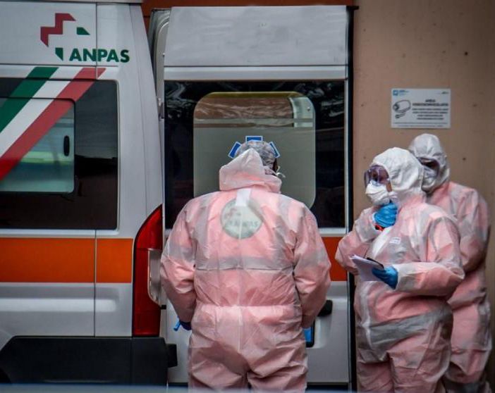 L'Anpas lancia l’allarme: “Imminente la sospensione di ogni servizio, mancano mascherine e tute protettive”