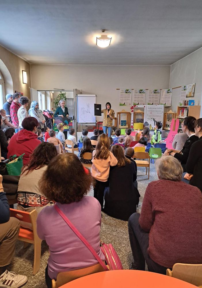 Successo in biblioteca al laboratorio di lettura e presentazione della &quot;Tessera presenza&quot;