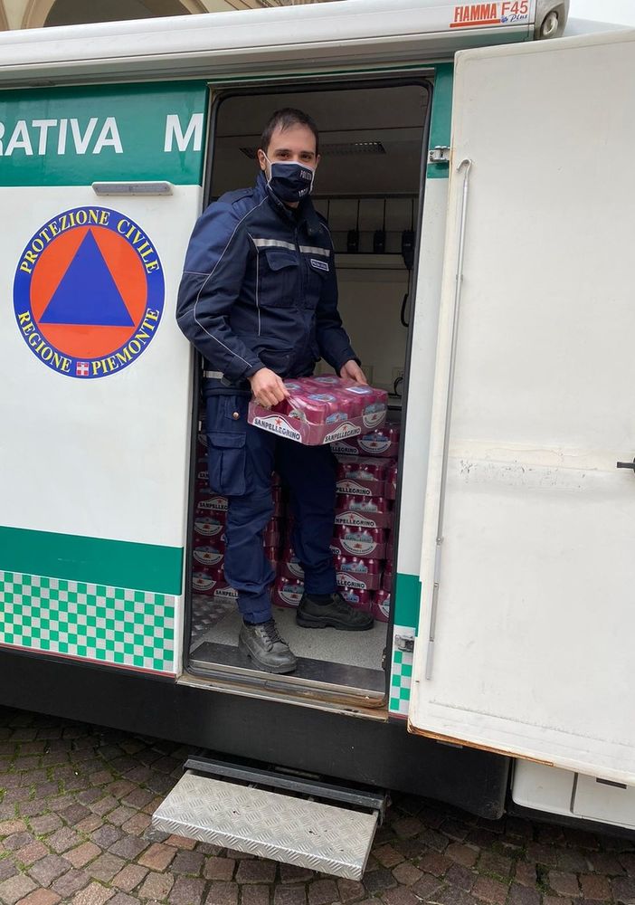 Consegnate alla Caritas di Trecate 50 quintali di cibo dal Banco Alimentare