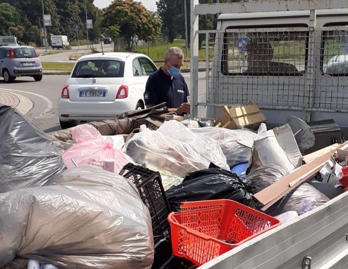 Trasportava rifiuti non tracciati, sanzionato dai vigili