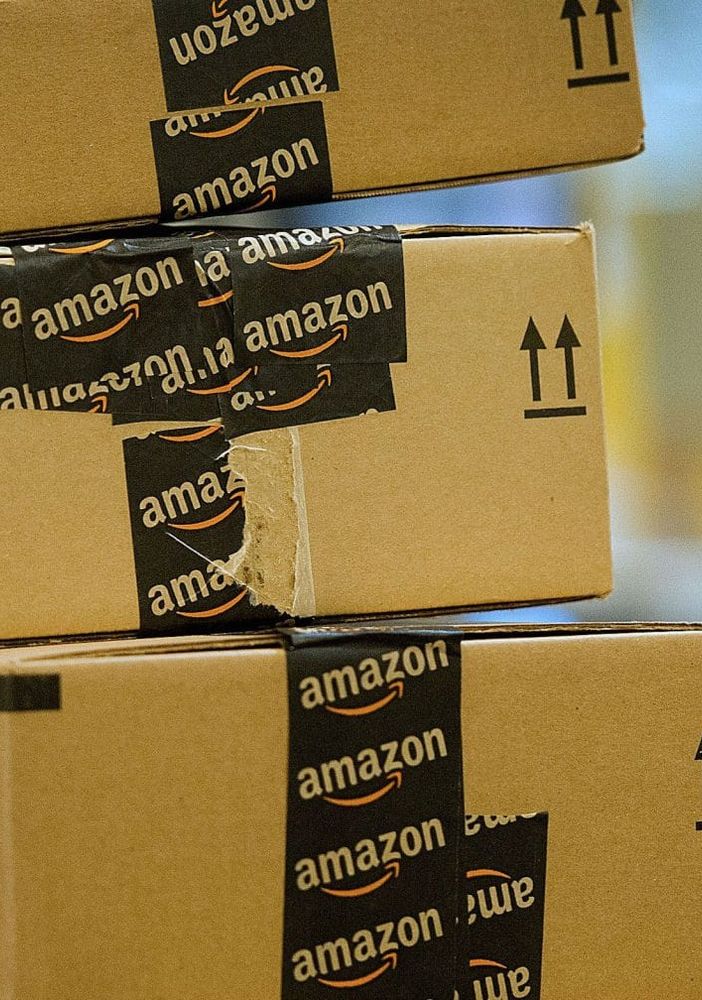 Amazon presenta il nuovo programma per l’inserimento lavorativo di persone sorde