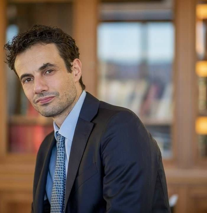 Davide Crippa lascia i 5 Stelle: &quot;Il Movimento è tornato a fare politica estremista e barricadiera&quot;