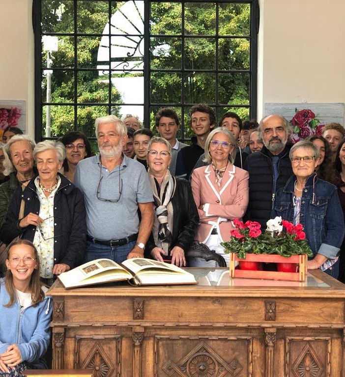 Visita ufficiale della famiglia Cicogna alla storica villa trecatese