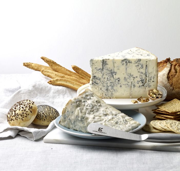 Oltre 2 milioni di forme di Gorgonzola Dop nel mondo. L'export 2022 cresce del 1,9%