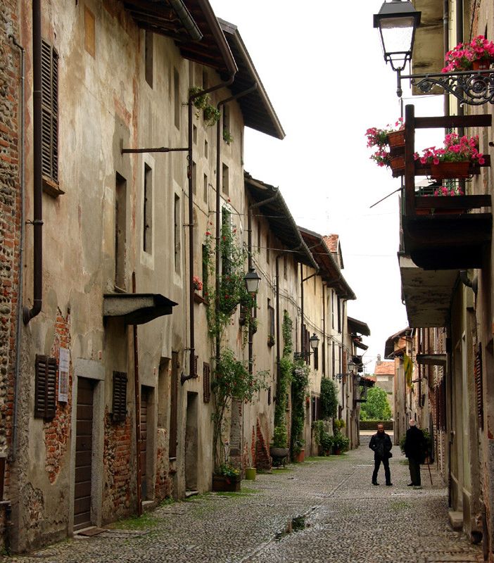 Una cena conviviale al castello di Ghemme per festeggiare San Rocco