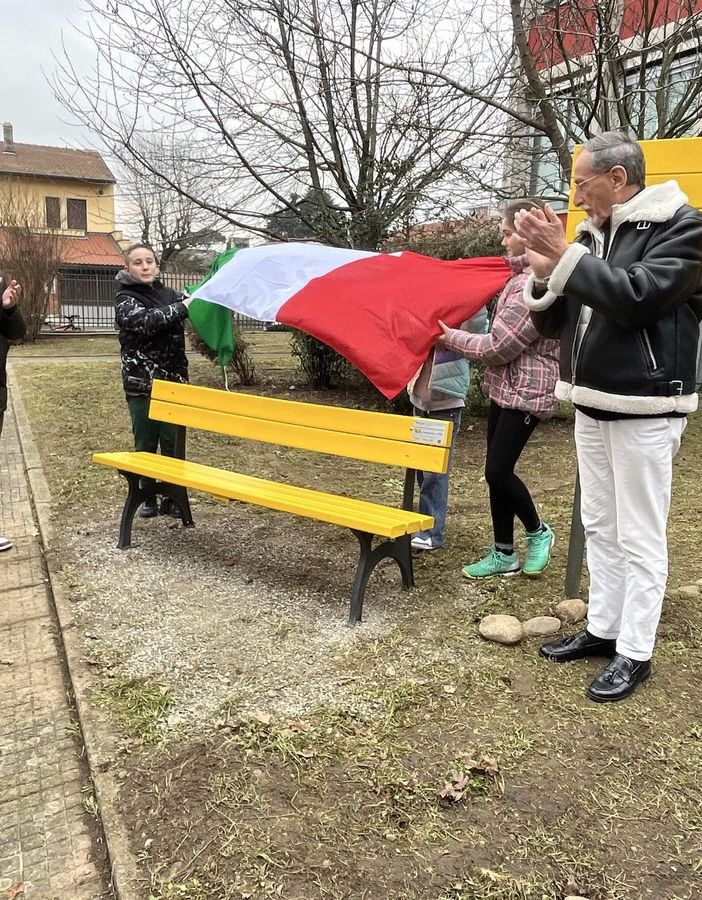 Insieme contro il bullismo: a trecate la panchina gialla per dire basta