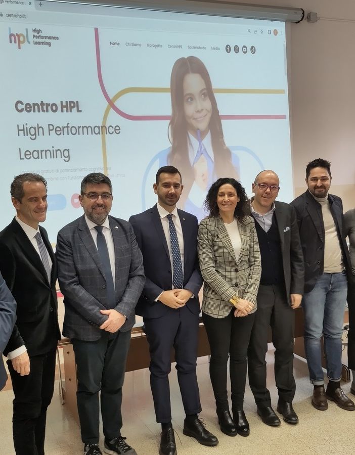 Apertura del centro HPL all'Istituto Castelli di Novara per supportare famiglie, scuola e bambini con fragilità cognitive