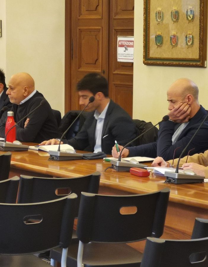 Provincia di Novara, la III commissione affonda nel caos