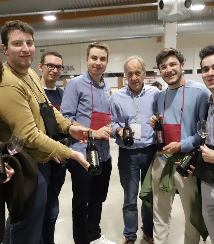 Oleggio celebra il vino con “Calici a Palazzo, l’emporio dei vini”
