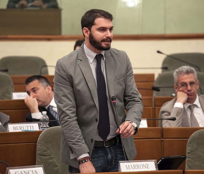 Regione, la Giunta contro la legge regionale sul gioco d'azzardo: FdI si sgancia