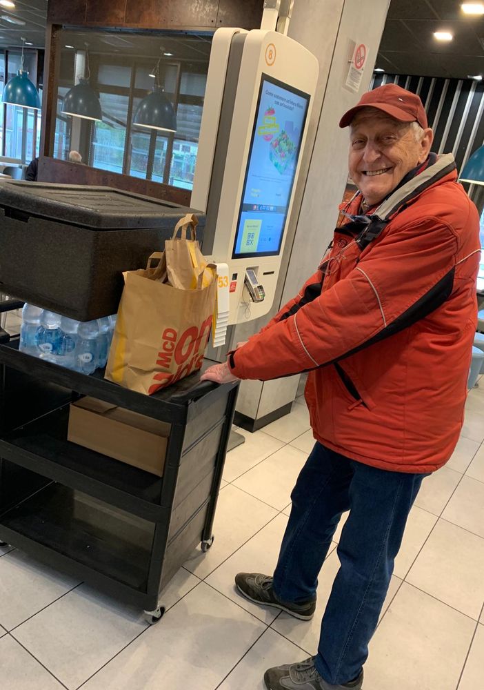 In provincia di Novara McDonald’s e Fondazione Ronald McDonald insieme a Banco Alimentare del Piemonte donano 160 pasti caldi a settimana a chi è in difficoltà