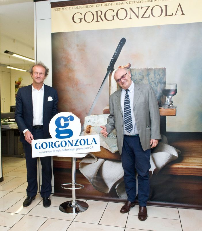 I vertici dei Carabinieri del Reparto Tutela Agroalimentare in visita al Consorzio per la tutela del Formaggio Gorgonzola Dop