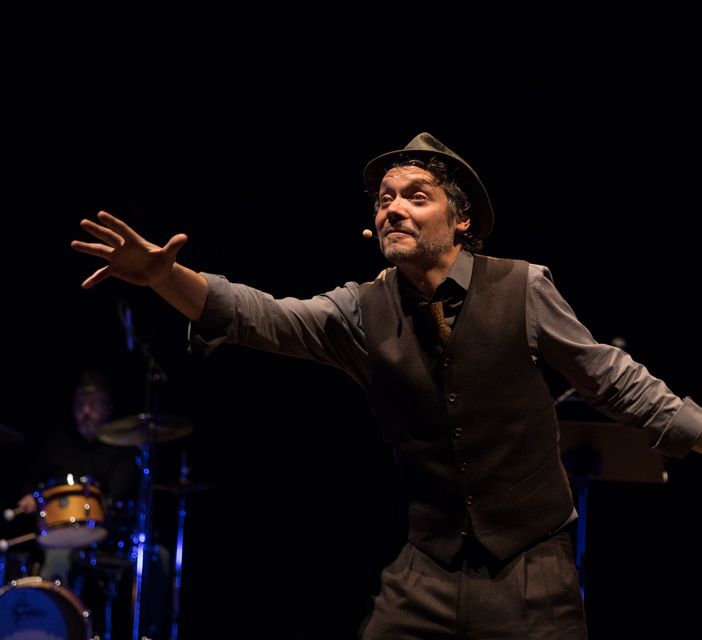 L’Accademia dei Folli ci accompagna ‘Sotto le stelle del Jazz’ a Baveno il 22 agosto