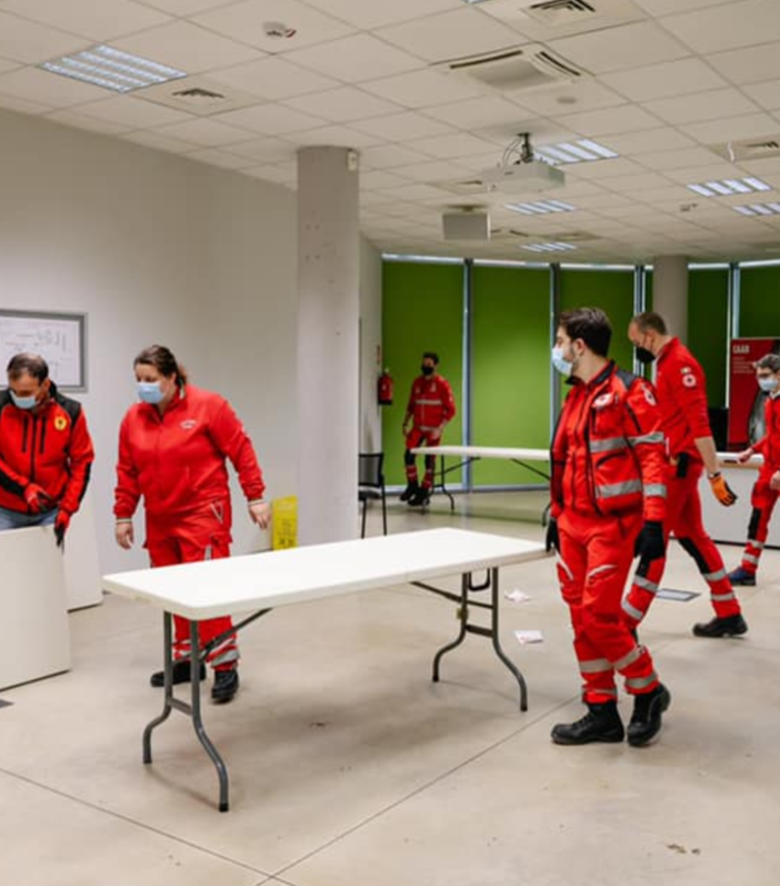 Si lavora per aprire il nuovo hub vaccenale di Novara