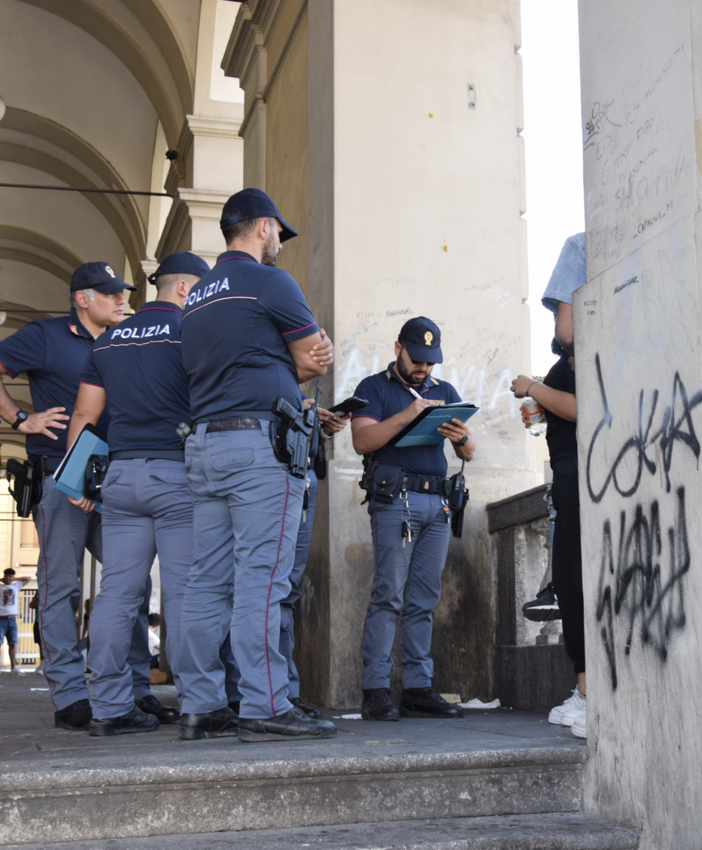 Novara, 16enne denunciato per spaccio